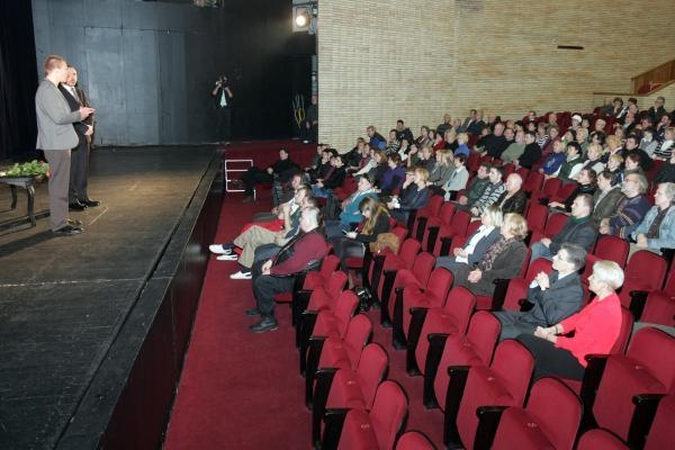 M.Budraičio prašymas daliai teatro darbuotojų: "išeikite patys" (papildyta)