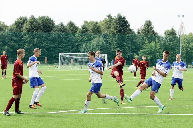 Klaipėdiečiai – tarptautinio futbolo turnyro pusfinalyje