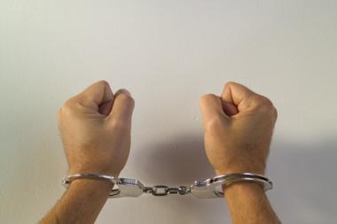 Pasienyje sulaikyti du policijos ieškomi vyrai