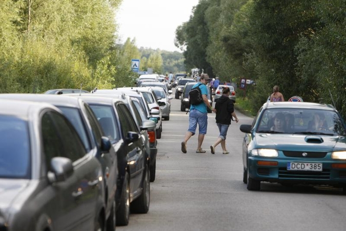 Festivalis Karklėje trikdė eismą