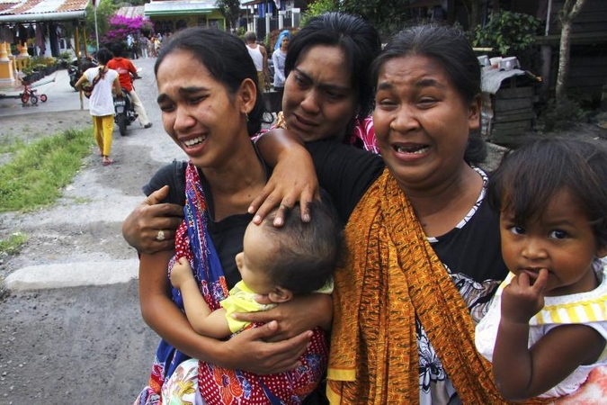 Per žemės drebėjimą Indonezijoje žuvo 22 žmonės