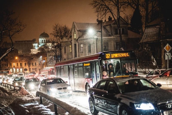 Ant Parodos kalno – panika dėl slidaus kelio
