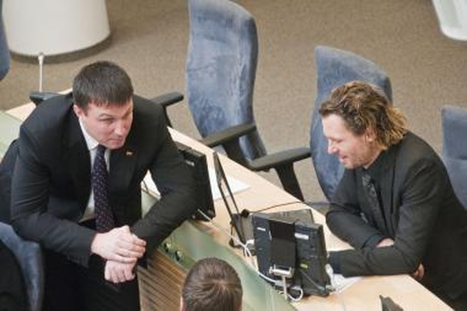 Seimo konservatoriai pasiryžę siekti atviro balsavimo dėl apkaltų