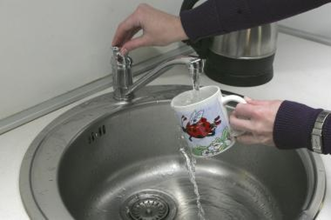 Klausimas specialistui: kodėl iš čiaupo bėga vėsus vanduo?
