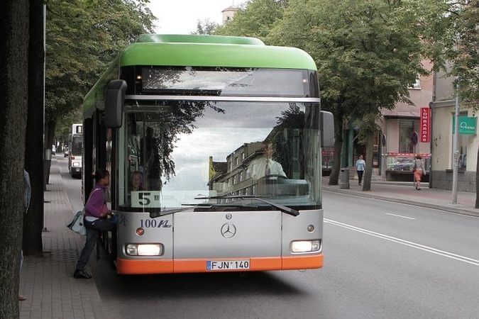 Priemiestiniuose maršrutuose – ir terminuoti bilietai