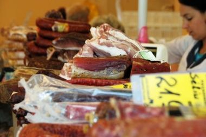 Uždarytas pogrindinis mėsos gaminių fabrikėlis