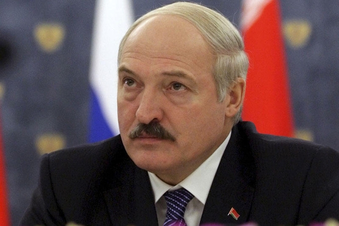 A.Lukašenka perspėjo apie atleidimus dėl pliušinių meškiukų incidento