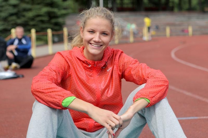 Šuolininkė į aukštį A.Palšytė - universiados vicečempionė