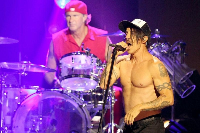 „Red Hot Chili Peppers" driokstelės „Žalgirio“ arenoje