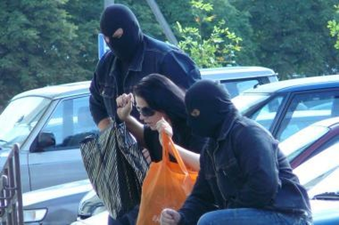 Dėl D.Kedžio dukters - keistas pasitarimas Kelių policijoje