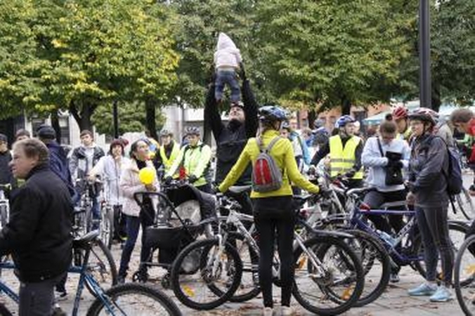 Sekmadienis – diena be automobilio