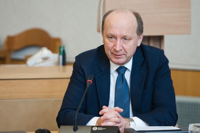 Premjeras nepastebėjo nereikalingo ministerijų išlaidavimo