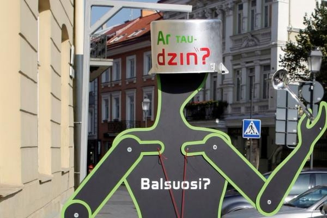 Verslas metų pabaigoje suskubo remti partijas