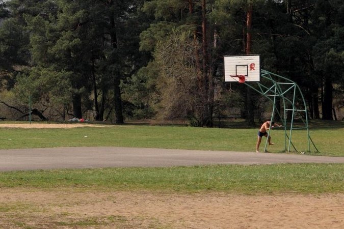 Kodėl vyresni žmonės tokie nepakantūs jaunimui?