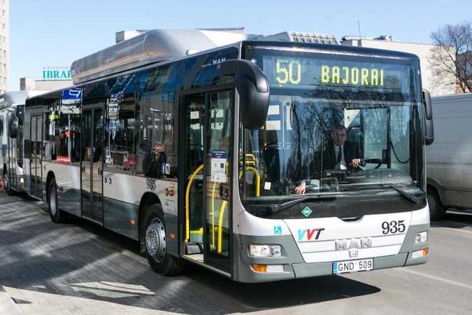 Viešojo transporto pertvarka: karšti įspūdžiai iš A juostos