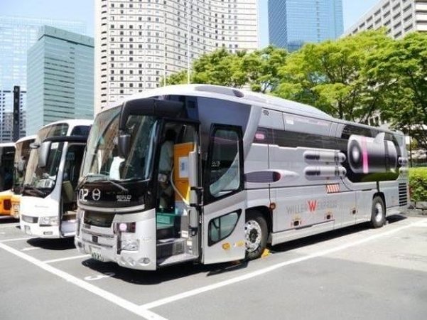 „Star Fighter“ autobusu – it kosminiu laivu (foto)