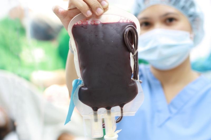 Prokurorai nutarė tirti galimą sukčiavimą tiekiant donorų kraują
