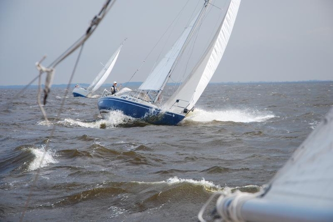 Pirmoji regata Kuršių mariose – bėgant nuo audros