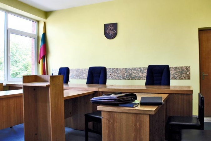 Du Klaipėdos auditoriai bus teisiami už pareigų neatlikimą