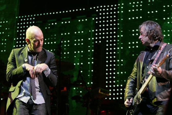 R.E.M. koncertas Lietuvoje: grupės lyderis klaupėsi prieš gerbėjus