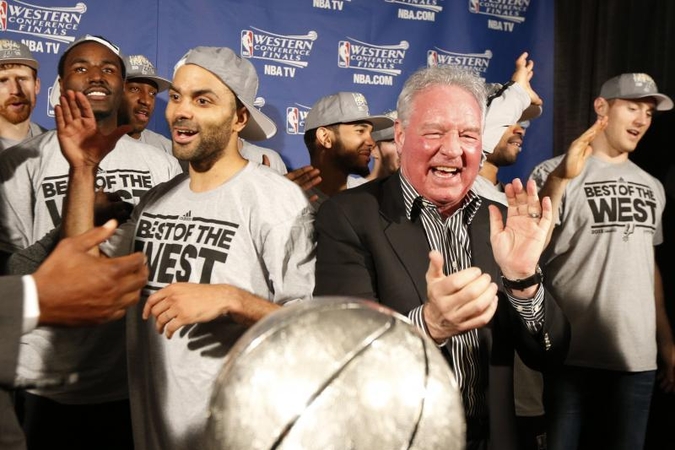 T. Parkeris atvedė „Spurs“ į didįjį NBA finalą