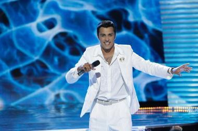 Radži ketina įsivaikinti beglobį vaiką