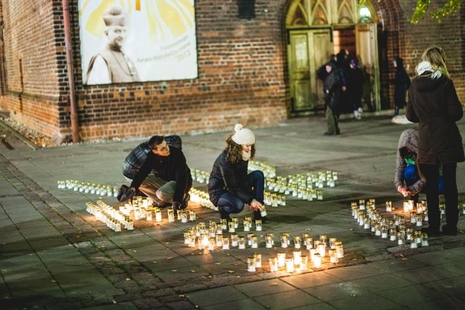 „Sielų upė“ nušvito vienuoliktą kartą   