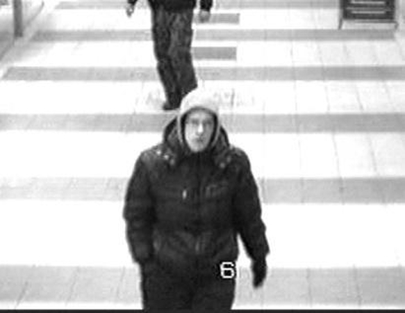 Policija prašo padėti nustatyti nusikaltėlio tapatybę 