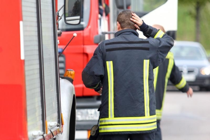 Klaipėdos rajone du darbininkus užgriuvo žemė, vienas jų mirė