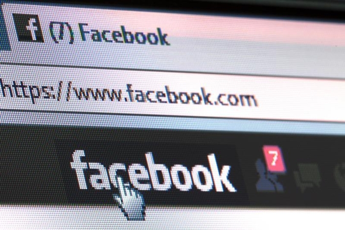 Psichologai nustatė, kada išsivysto priklausomybė nuo „Facebook“