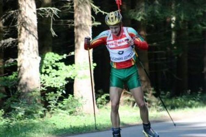 Biatlonininkui T.Kaukėnui asfaltas neatstoja sniego