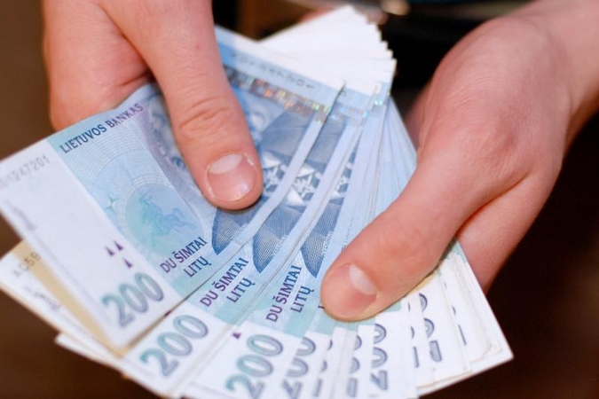 Laidavusi už kito žmogaus paskolą, tapo skolininke