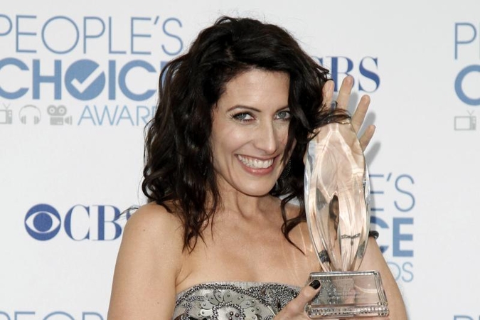 Serialo „Daktaras Hausas“ žvaigždė Lisa Edelstein apsinuogino