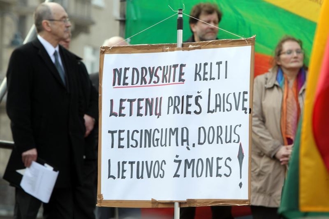 Visuomenininkai laimėjo bylą dėl mitingo prie Seimo