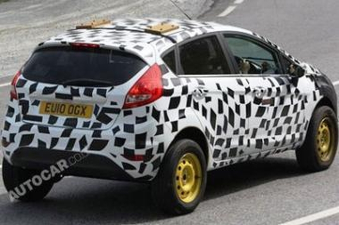"Ford" išleis "B-Maxą"?
