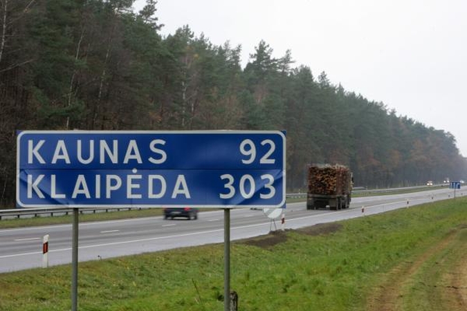 Vilnius–Kaunas: lietuviškomis dešromis grįsta magistralė
