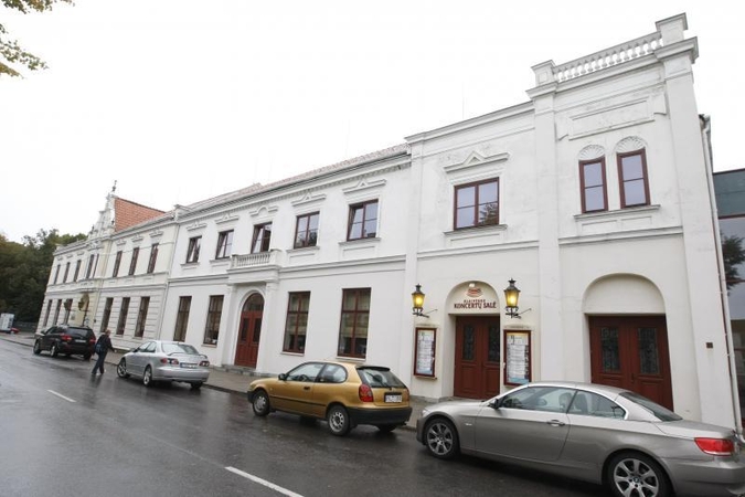 Klaipėdos koncertų salėje - „Šokančios dainos“ 