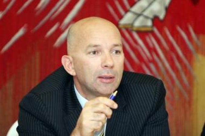 Nuomonė: A.Burkšas tvirtino, jog įstatymą dėl apskričių likvidavimo reikia vykdyti, o ne svarstyti, ar jis teisingas.