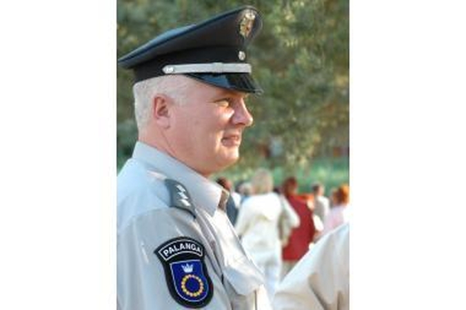 Palangos policijai ieškoma vado