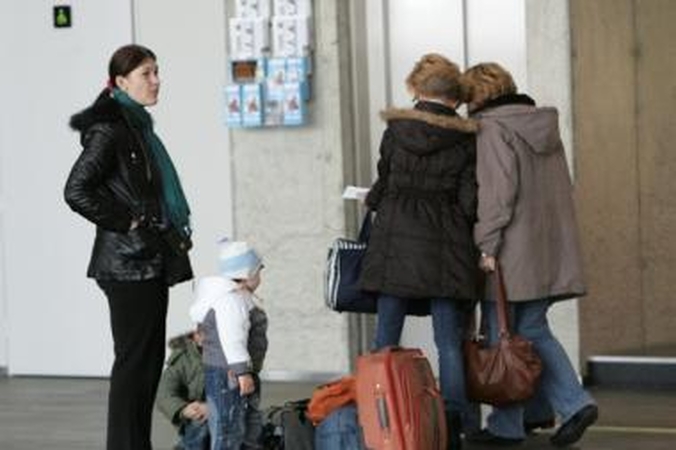 Spąstai: Kauno oro uosto keleiviai nė neįtaria, kad, pasiekę išvykimo salę, joje gali užtrukti 7 val.