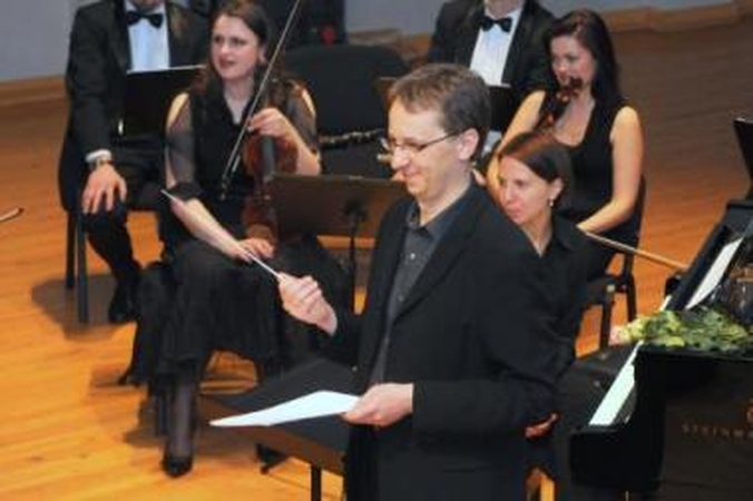 Žaismingos muzikos orkestras stebins ir žavės