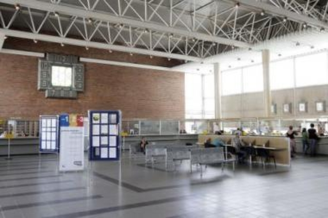 Konkuruoja: Lietuvos pašto skyriuose vartojimo kreditus teikia ne tik "Ūkio banko lizingas", bet ir įmonė "General Financing", valdanti prekės ženklą "Kreditas 123".