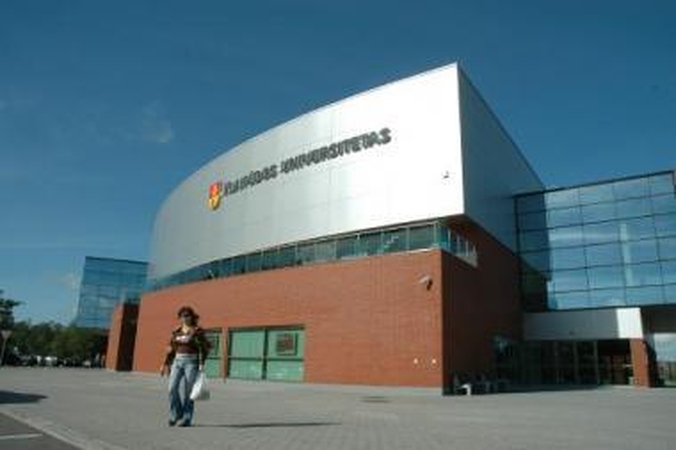 Grėsmė: Iš "Studlendo", kuriame yra ir Klaipėdos universiteto auditorijų, gali būti atimta licencija prekiauti alkoholiu.