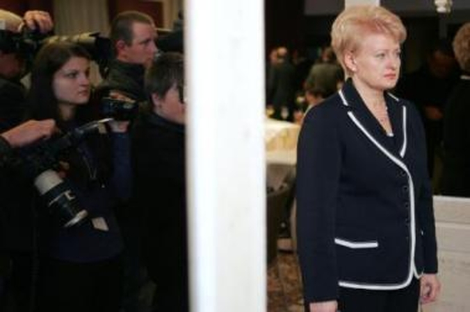 Reputacija: D.Grybauskaitė atsisakys išmokos iš Europos Komisijos, jei kils teisiškai pagrįstų abejonių.