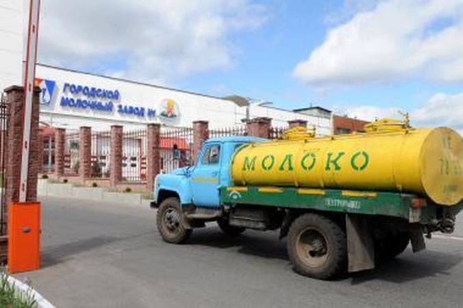 Derybos dėl baltarusiško pieno įvežimo į Rusiją nepajudėjo iš mirties taško.