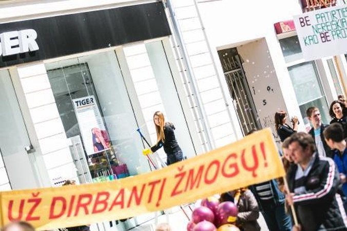 Gegužės 1-osios lozungas – kovok su darbdaviu
