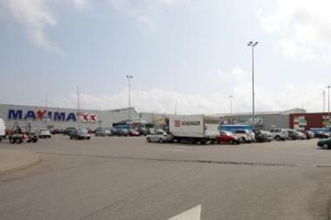 Pažeidimas: "Mole" esančioje "Maximoje" maisto produktai buvo laikomi karštyje.