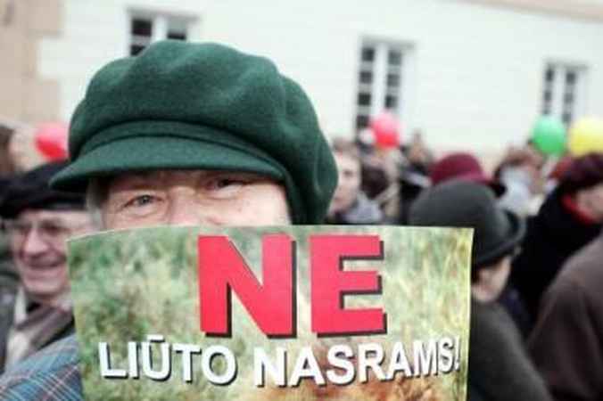 Premjeras imasi "Leo LT"