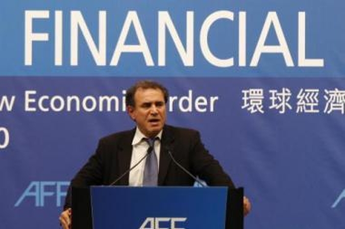 Vizija: tikimybę, kad Jungtinių Valstijų laukia antroji recesijos banga, N.Roubini vertina 40 proc.