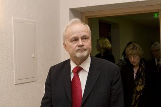 V.Greičius neįveikiamas